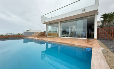 Vendo Casa de Playa en Estreno en Playa Honda