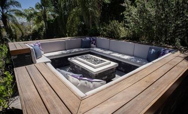 GRAN RESIDENCIA CON ALBERCA Y AMPLIO JARDIN EN CAÑADAS