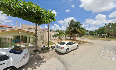 Casa en calle Tucan, El Petén Costa Azul, Cancún, Quintana Roo, México. ¡NO CRÉDITOS!