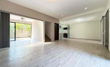 Casa en VENTA en Fracc. Las Palmas, Medellin, Ver.