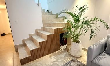 Casa Hermosa y moderna en el mejor sector de Tumbaco