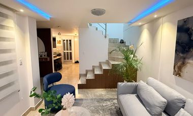 Casa Hermosa y moderna en el mejor sector de Tumbaco