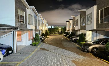 Casa Hermosa y moderna en el mejor sector de Tumbaco