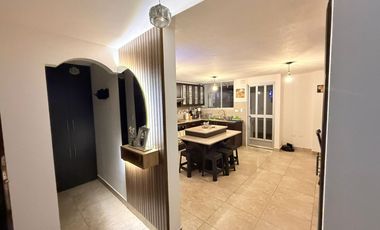 Casa Hermosa y moderna en el mejor sector de Tumbaco
