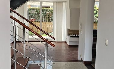 ARRIENDO CASA PARQUES DEL NOGAL, CHIA – CUNDINAMARCA.