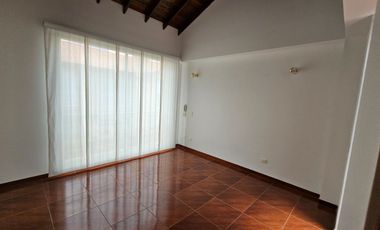 ARRIENDO CASA PARQUES DEL NOGAL, CHIA – CUNDINAMARCA.