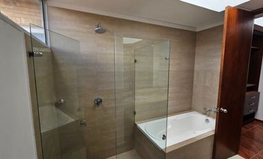 ARRIENDO CASA PARQUES DEL NOGAL, CHIA – CUNDINAMARCA.
