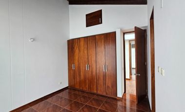 ARRIENDO CASA PARQUES DEL NOGAL, CHIA – CUNDINAMARCA.