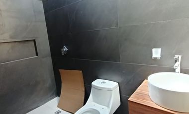 Casa nueva UN NIVEL cerca de centros comerciales