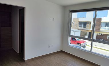 Atractiva y confortable casa estílo contemporaneo en renta León, Gto.