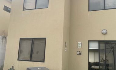 En venta casa de 3 dormitorios en Ciudad Celeste .(GC)