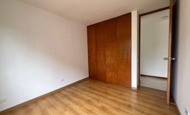Apartamento en arriendo en Cumbres  , Envigado, Antioquia