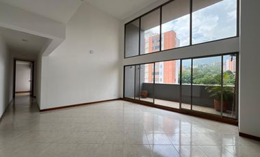 Apartamento en arriendo en Cumbres  , Envigado, Antioquia