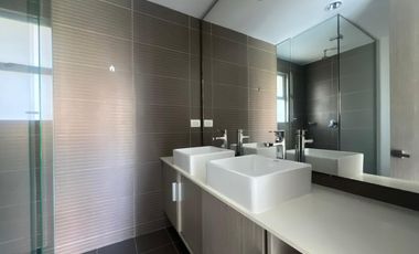 Apartamento en Arriendo en Cumbres,Envigado