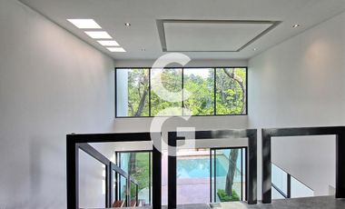 Casa en Venta en Cancun en Residencial Lagos del Sol con Alberca