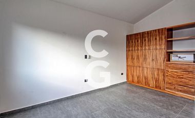 Casa en Venta en Cancun en Residencial Lagos del Sol con Alberca