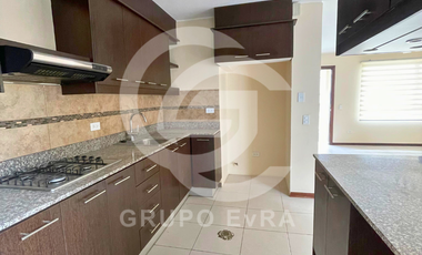 Casa en Venta en La Armenia – Exclusividad y Confort en El Valle de Los Chillos