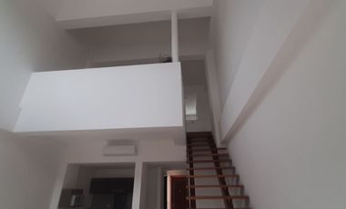 SE RENTA LOFT AMUEBLADO SOBRE AV. KABAH SM:16.