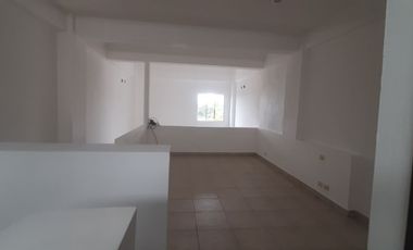 SE RENTA LOFT AMUEBLADO SOBRE AV. KABAH SM:16.