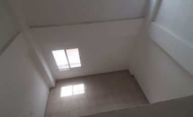 SE RENTA LOFT AMUEBLADO SOBRE AV. KABAH SM:16.