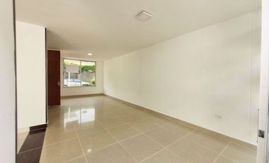 VENTA CASA LOS PATIOS