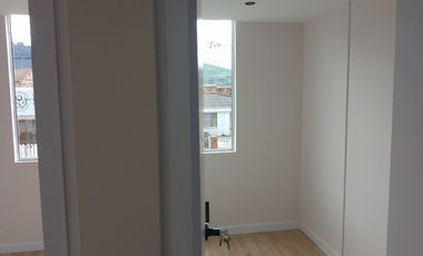 VENDEMOS PARA ESTRENAR APARTAMENTO