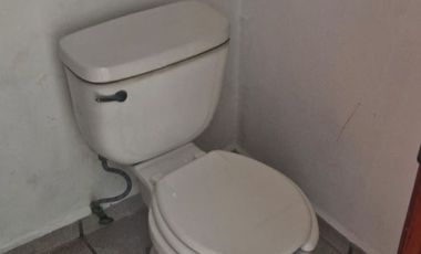 Atractivo local comercial junto a clínica del IMSS en León, Gto.