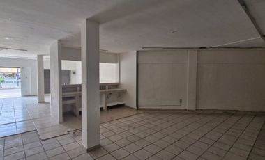 Atractivo local comercial junto a clínica del IMSS en León, Gto.