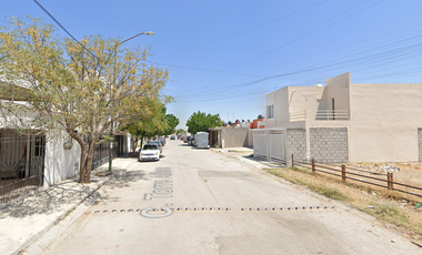 Casa ADJUDICADA en C. Torre Alfaro, Torreon, Coah