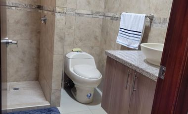 Departamento amoblado de alquiler en Vía a la Costa