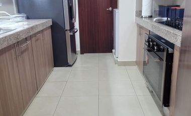 Departamento amoblado de alquiler en Vía a la Costa