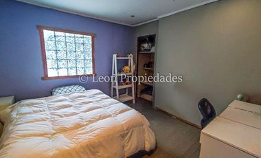 Leon Propiedades vende casa con carnicería en Curacaví.