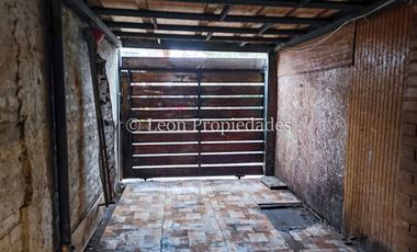 Leon Propiedades vende casa con carnicería en Curacaví.