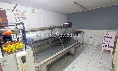 Leon Propiedades vende casa con carnicería en Curacaví.