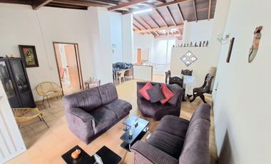 SE VENDE CASA EN PROVENZA