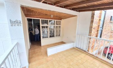 SE VENDE CASA EN PROVENZA