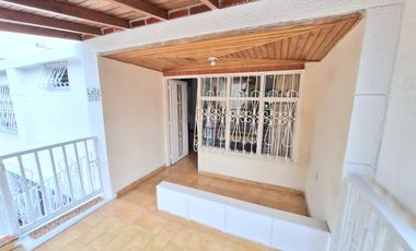SE VENDE CASA EN PROVENZA