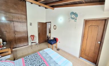 SE VENDE CASA EN PROVENZA