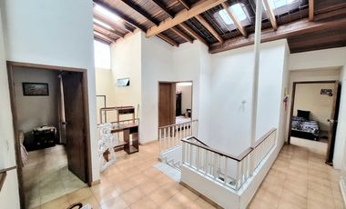 SE VENDE CASA EN PROVENZA
