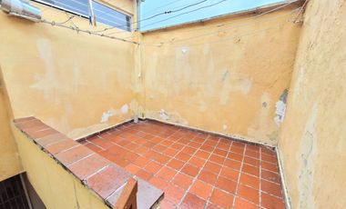 SE VENDE CASA EN PROVENZA