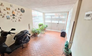 SE VENDE CASA EN PROVENZA