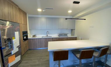 SE RENTA departamento amueblado en PARKVIEW