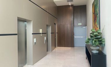 SE RENTA departamento amueblado en PARKVIEW