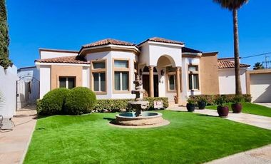 HERMOSA RESIDENCIA CON SUPER TERRENO EN CAMPOS ELISEOS 1