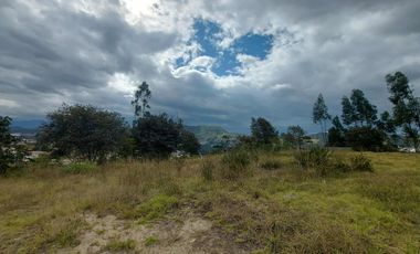 Lotes de venta en Challuabamba sector apangoras espectacular vista clima templado Exc. Barrio