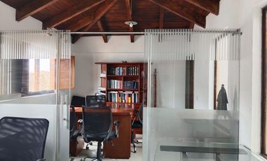 VENDO OFICINA EN EL CENTRO HISTORICO DE TUNJA