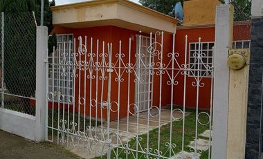 CASA  EN RENTA EN SOYANIQUILPAN, AMUEBLADA CON 4 CAMAS EQUIPADAS CON SERVICIOS INCLUIDOS.
