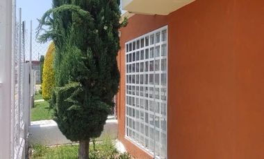 CASA  EN RENTA EN SOYANIQUILPAN, AMUEBLADA CON 4 CAMAS EQUIPADAS CON SERVICIOS INCLUIDOS.