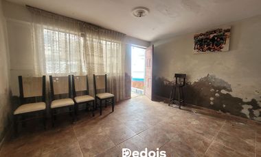 ¡VENTA EDIFICIO CON COCHERA EN PUCUSANA!