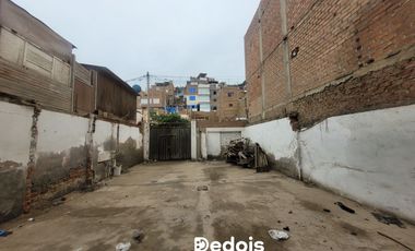 ¡VENTA EDIFICIO CON COCHERA EN PUCUSANA!